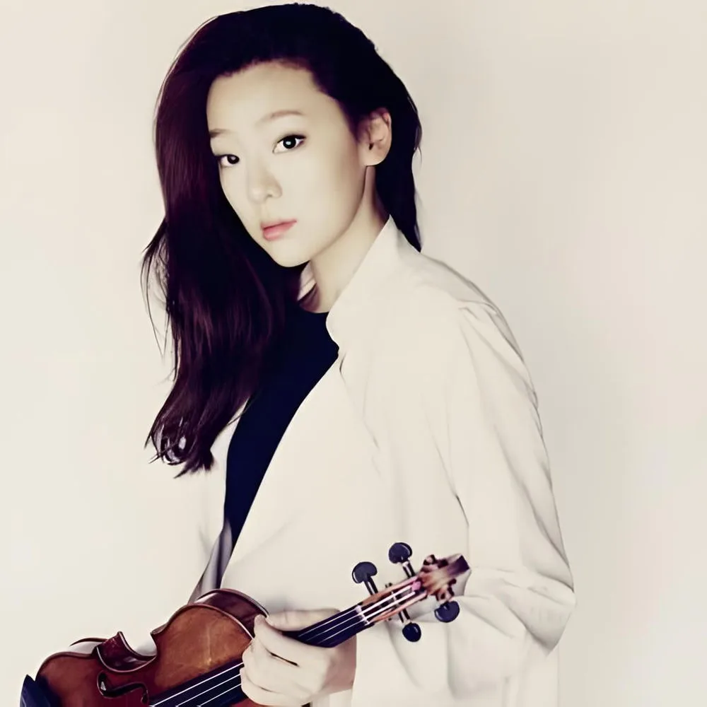 Clara-Jumi Kang