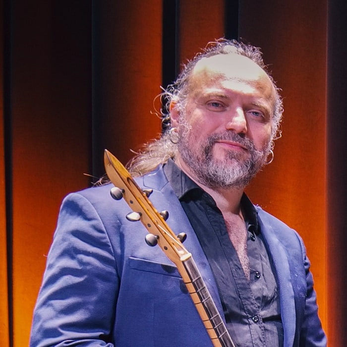 Efrén López