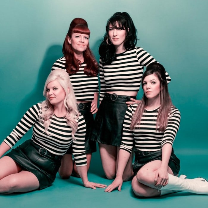 The Surfrajettes