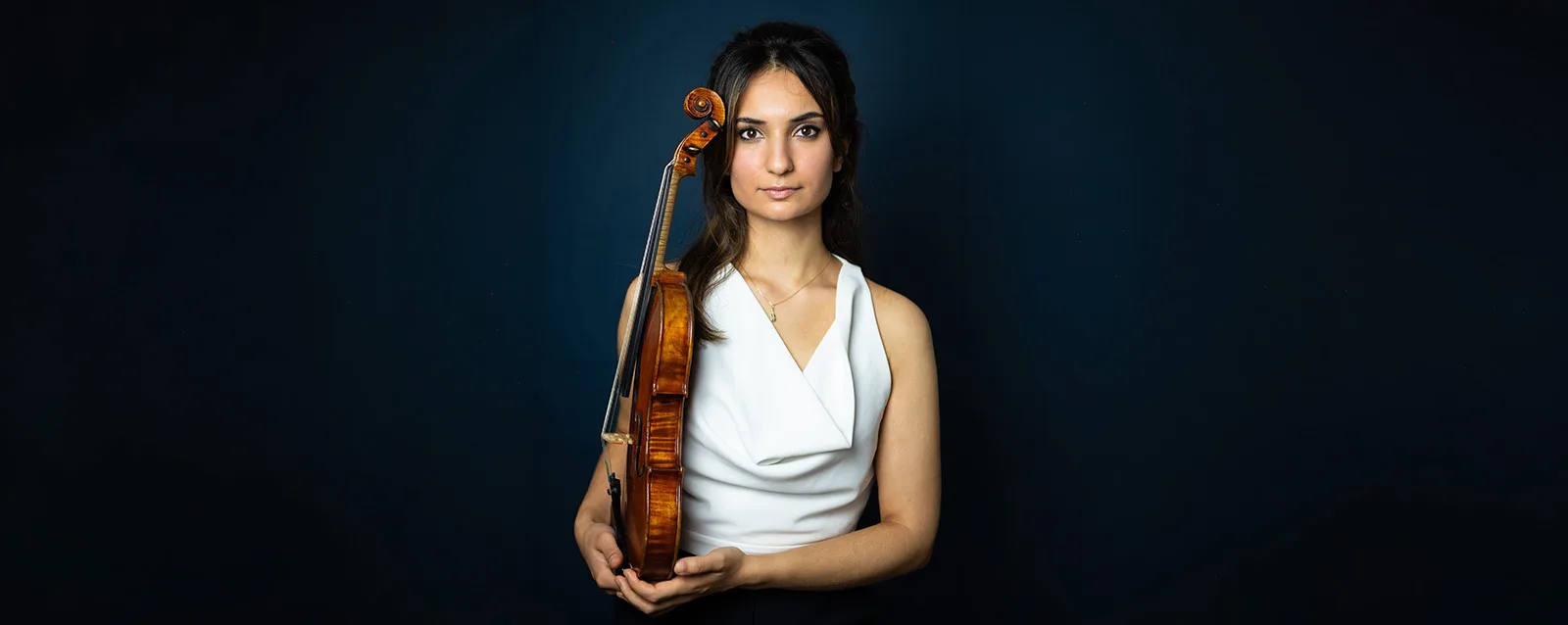 Ava Bahari