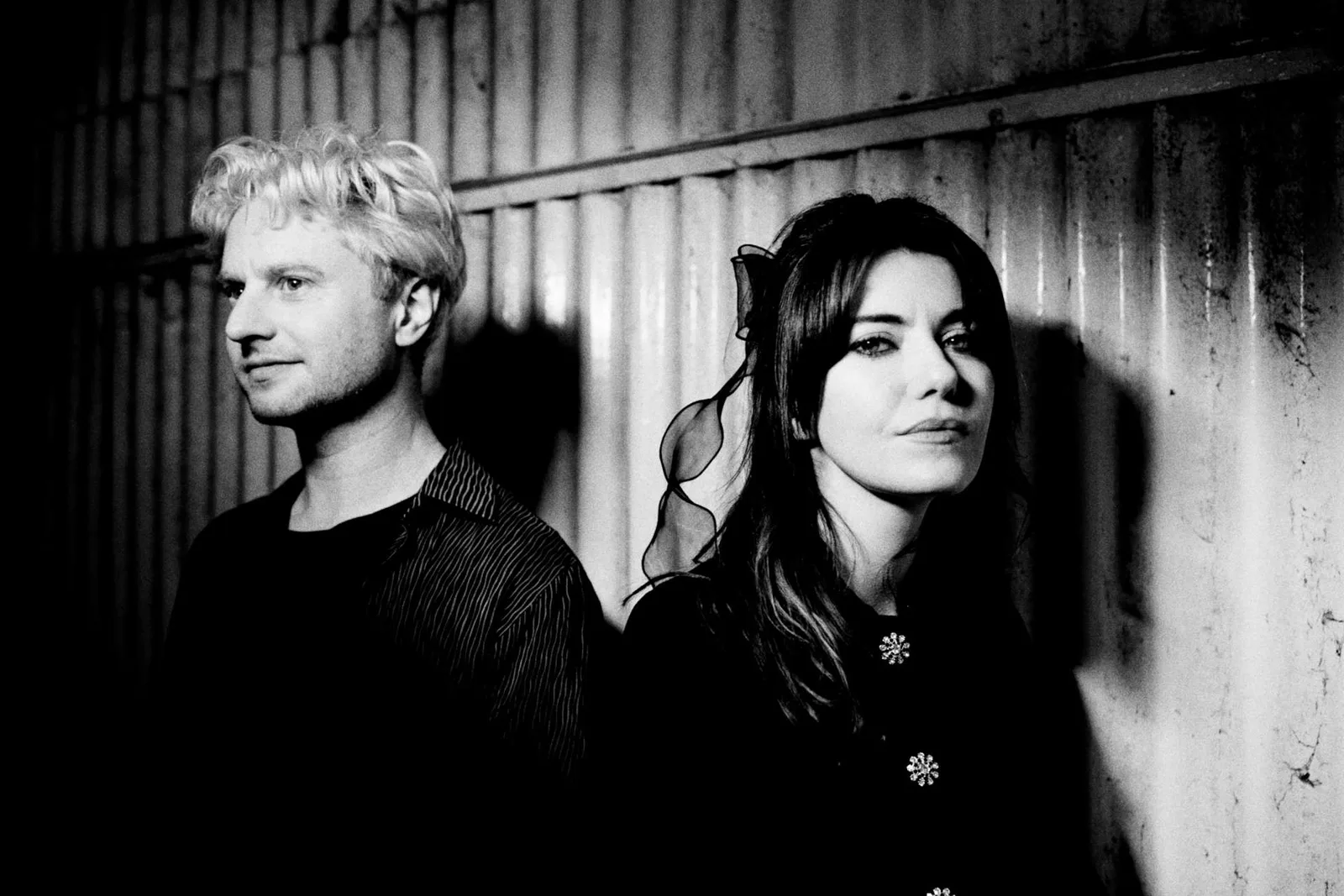 Blood Red Shoes + Disarme