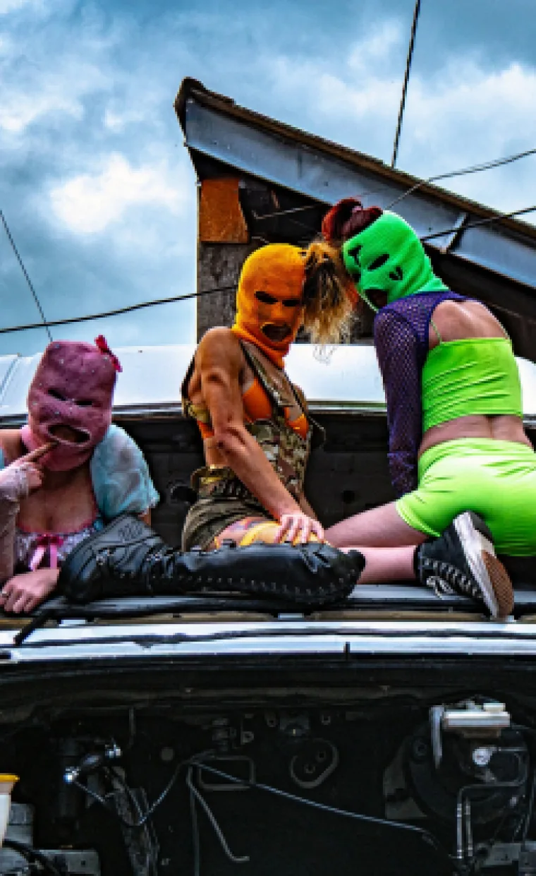 DeserTGirlZ + Joey Glüten