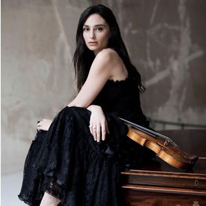 Esther Abrami