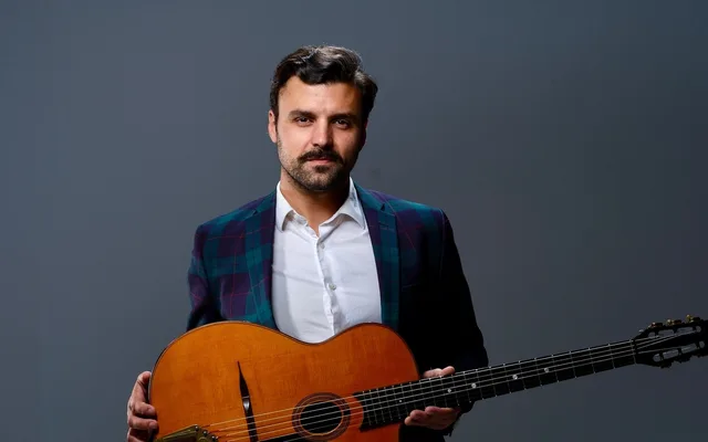 Hispanic trio, Django afternoon