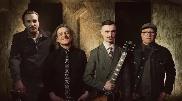 Robin Carresse Combo