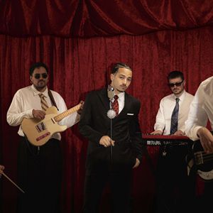 Théo Juice And The Sexy Music Live Band